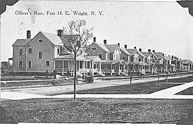 Officers Row   Fort H G Wright NY